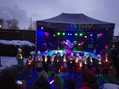 Rozsvícení vánočního stromu v Ledvicích 