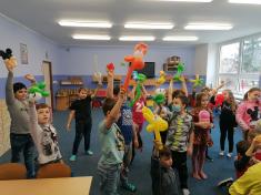 Kouzlení s balónky ve školní družině